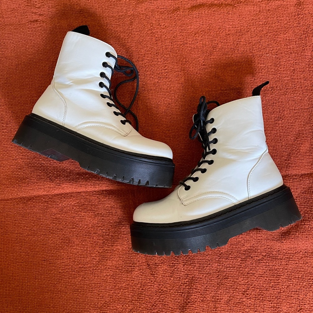 Stylish White Lace-Up Boots